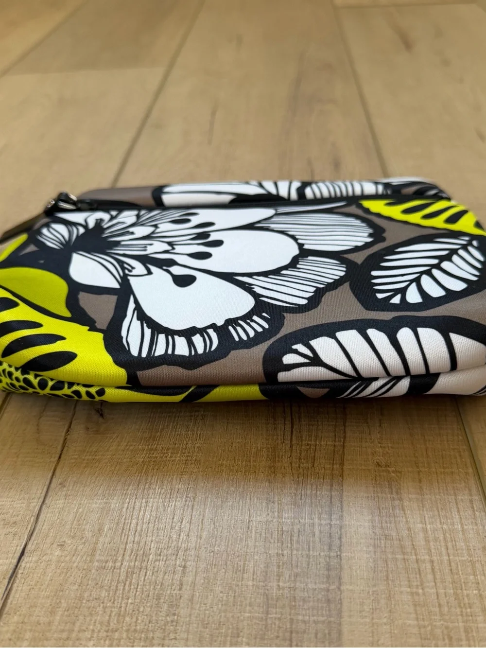 VERA BRADLEY Neoprene Cosmetic Case Organizer in Citron Gray and citrus colors